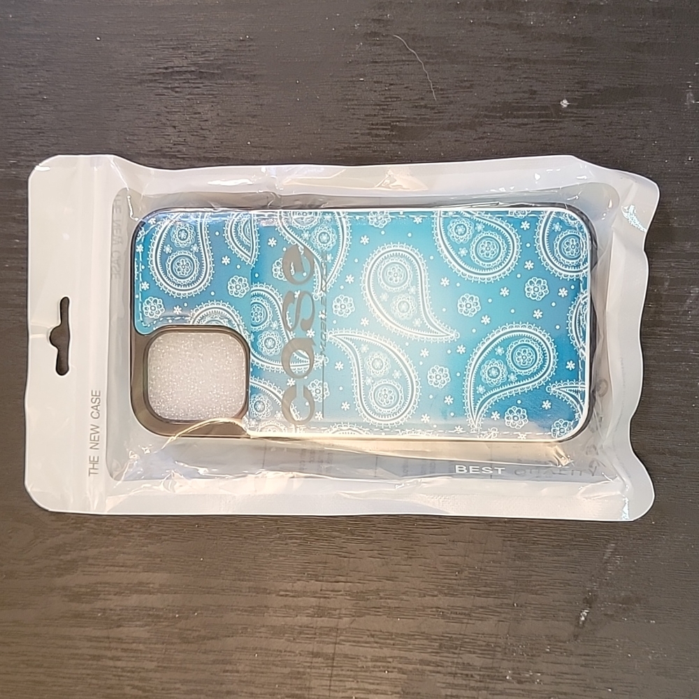 Phone case - Picture 7 of 7
